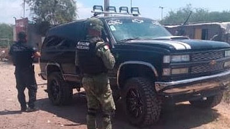 También se aseguraron tres vehículos y un arma (Foto: Cortesía)
