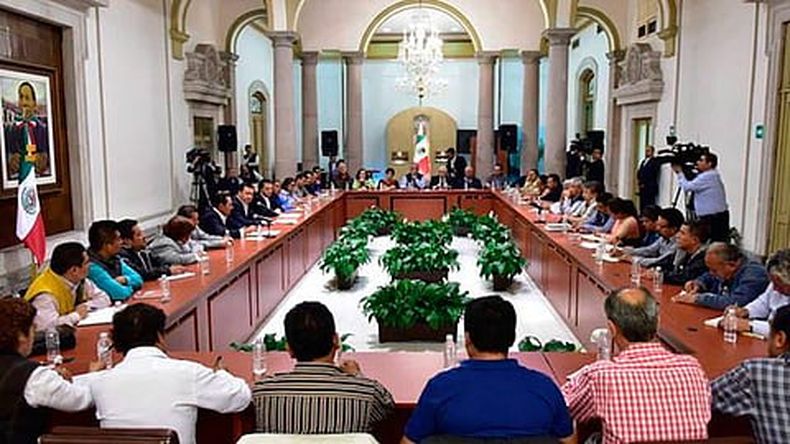 El pasado martes la reunión fue suspendida por la falta de acuerdos (Foto: Archivo)