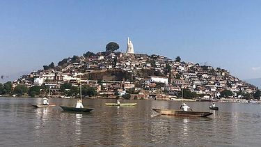 Esta es la segunda vez, desde el inicio de la pandemia, que Janitzio decide cerrar el paso a turistas para contener la propagación del virus (Foto: tripadvisor.com.mx)