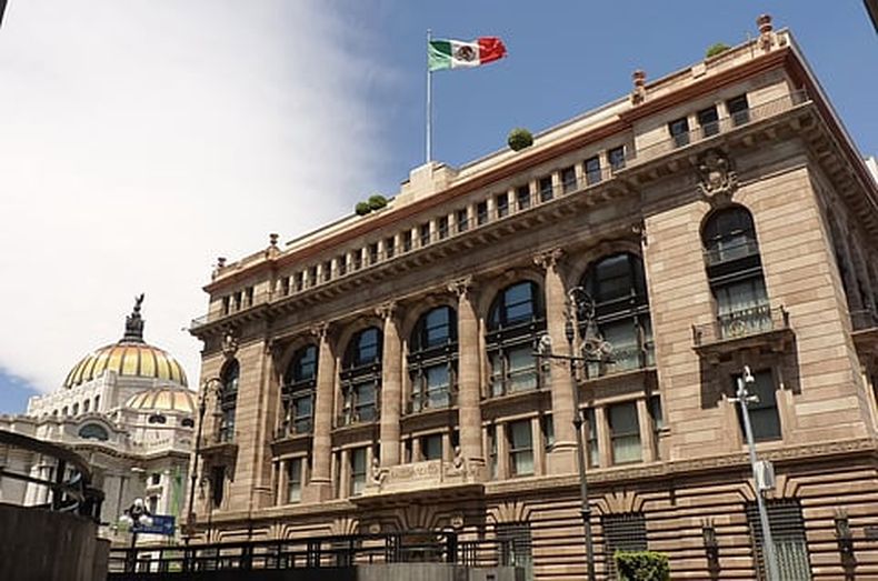 mimorelia%2F2026 03 26%2F7s7zpsfy%2Fbanxico3.jpg?w=480&auto=format%2Ccompress&fit=max