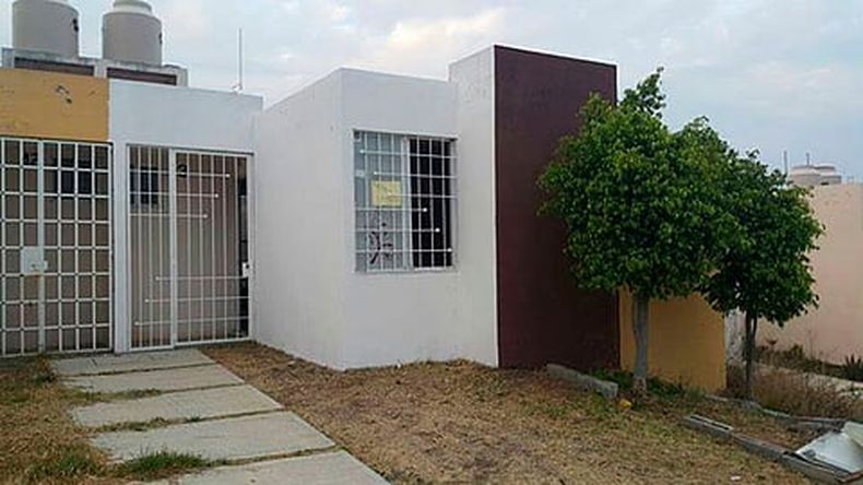 Casas que construye el gobierno, pequeñas, costosas y de mala calidad ...