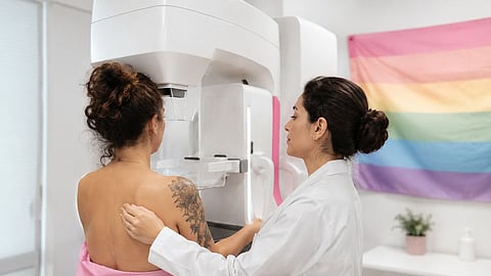 “El cáncer de mama no discrimina”: lanzan jornada gratuita para personas LGBTQ+