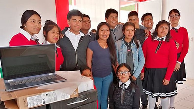 Hoy también se dio a conocer que Yalitza es la imagen de la Guelaguetza 2019(Foto Facebook: Avel Ortiz Barrios)