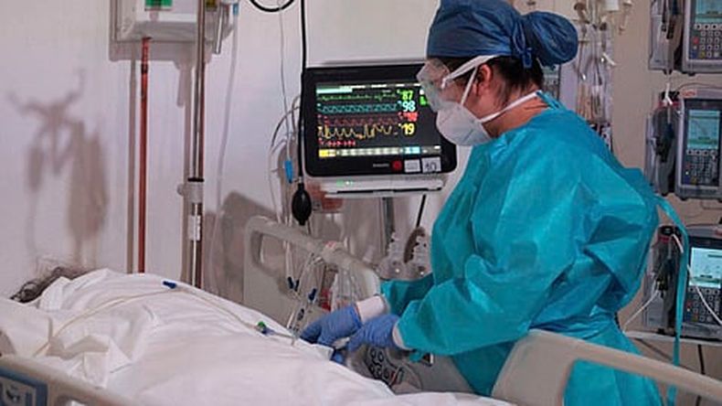 En los 19 días que van de febrero del 2021 se tiene un promedio de 34.8 muertes por día a causa del virus en la entidad (Foto: @SSaludCdMx)