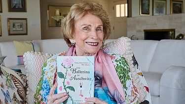 Muere Edith Eger, sobreviviente del Holocausto y autora de ‘La bailarina de Auschwitz’
