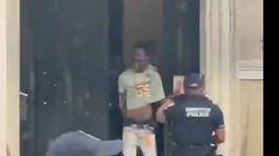 Detienen a sujeto armado tras ingresar al Instituto Cultural Mexicano en EU [VIDEO]