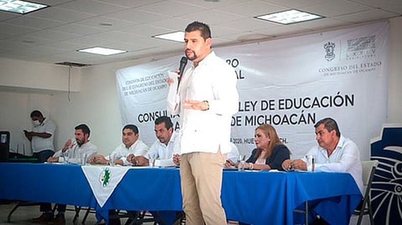 Destacó la importancia de la educación en nuestra sociedad, comenzando con la formación de valores (Foto Cortesía)