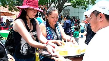 ¡celebra a mama! ven y partamos el pastel en el festival michoacan de origen
