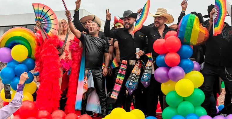Integrantes de la diversidad sexual y colectivos LGBT+ participarán en la organización y logística del Pride Morelia 2026 mediante el registro oficial de contingentes.